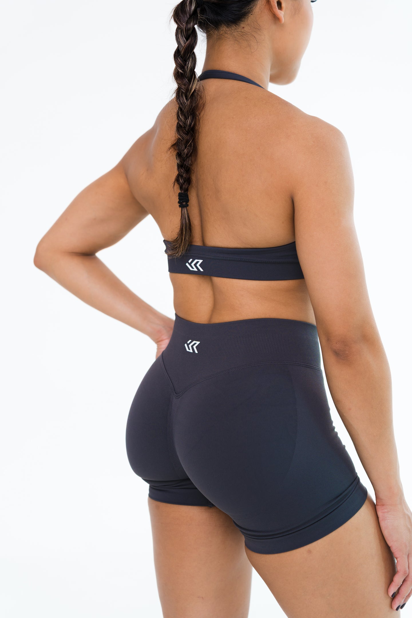 Evolve Halter
